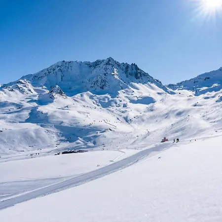 4 Flocons Or, 42 M2, Terrasse Sud Avec Vue Sur Les Glacier Appartement Val Thorens
