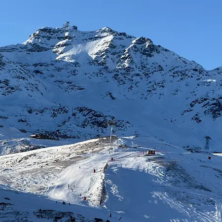 4 Flocons Or, 42 M2, Terrasse Sud Avec Vue Sur Les Glacier Val Thorens
